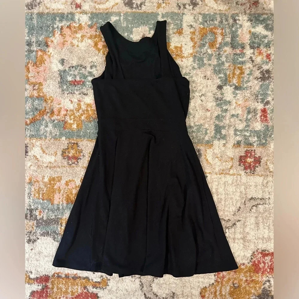 Susana Monaco black stretchy dress G-10 - Picture 4 of 4